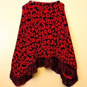 Women’s Poncho Sweater One Size Red and Black